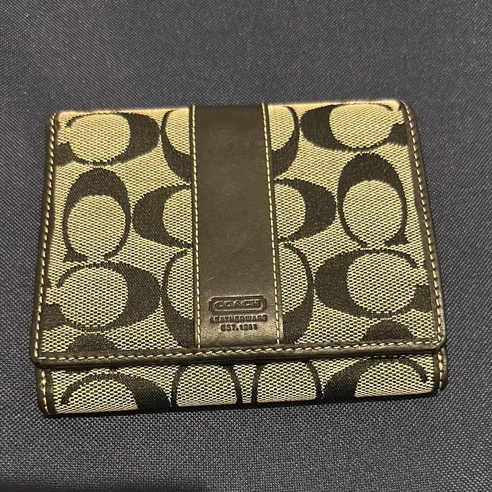 Coach Black and Cream Signature Wallet